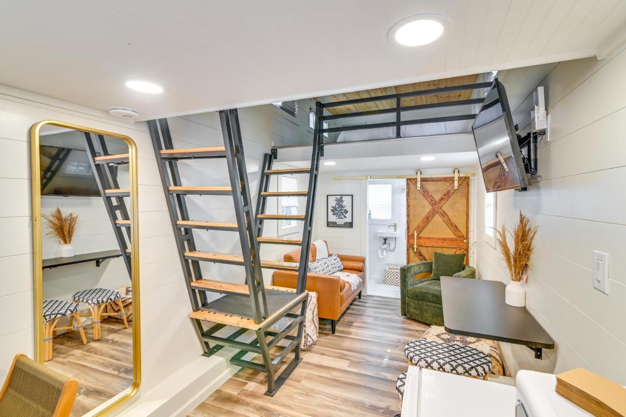 Contemporary Starkville Tiny Cabin 3 Mi To Msu! Экстерьер фото