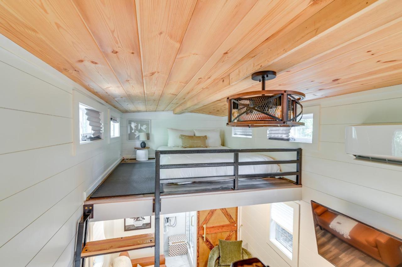 Contemporary Starkville Tiny Cabin 3 Mi To Msu! Экстерьер фото